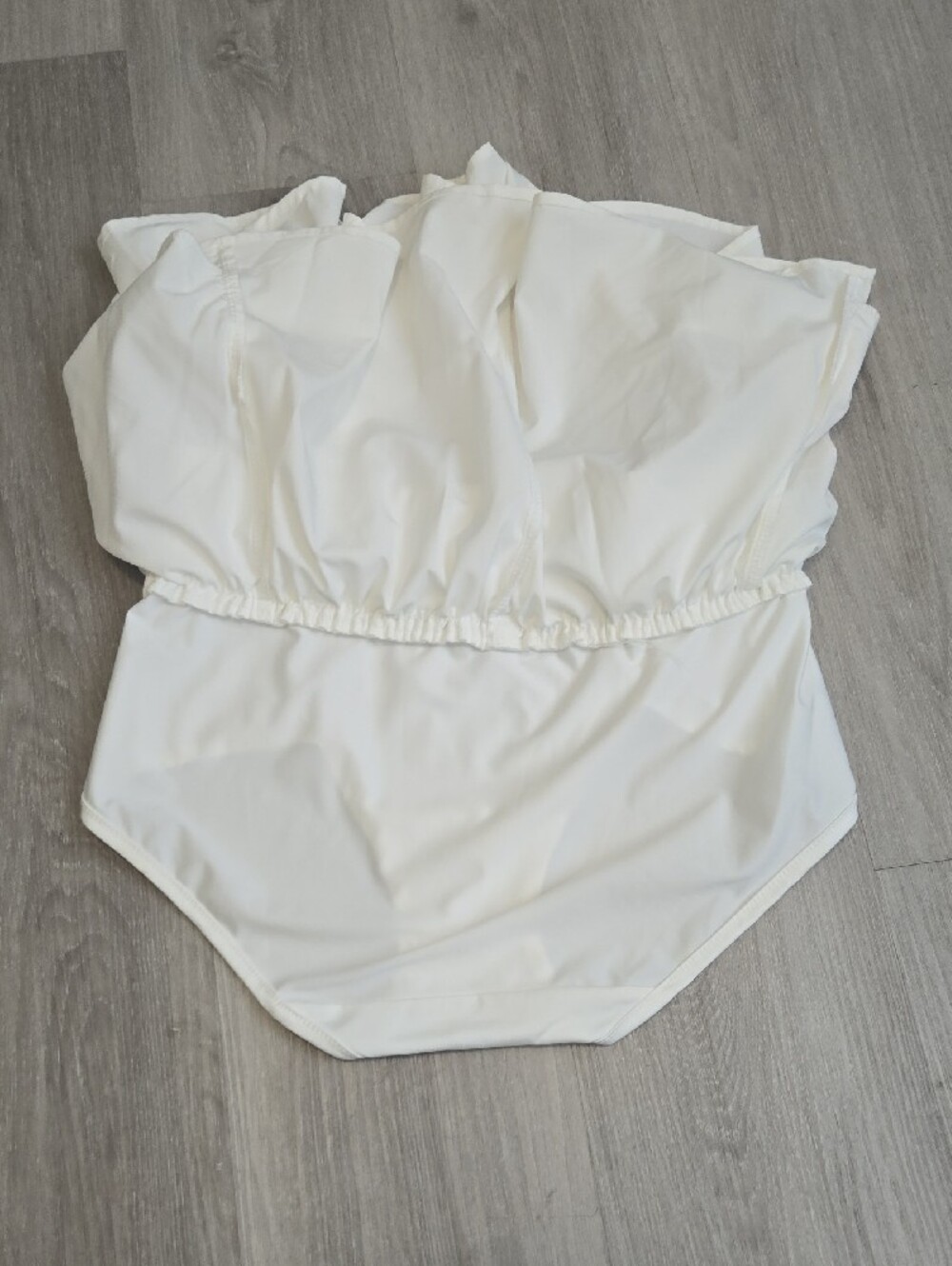 White Ruffle Skort Shorts - Picture 4 of 4